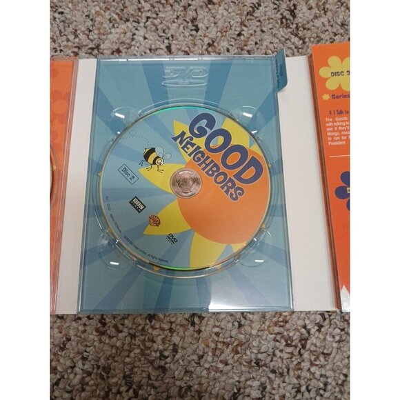 Good Neighbors The Complete Series 1-4 - DVD - 6 Discs - Picture 4 of 12